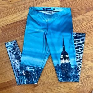 Blackmilk skyline Leggins